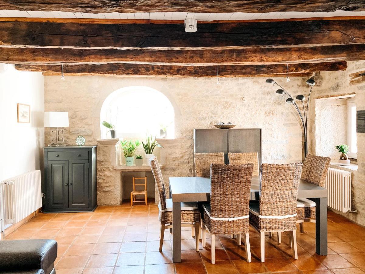 Mas Parenthese - Chambres Et Table D'Hotes Loze Exterior photo